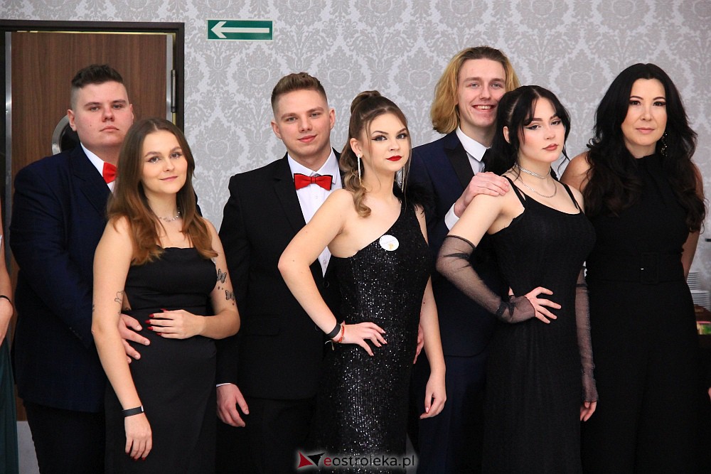 Studniówka w ZSZ Nr 3 [14.01.2023 - zdjęcie #66 - eOstroleka.pl