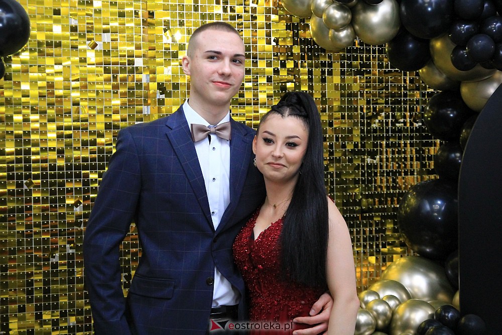 Studniówka w ZSZ Nr 3 [14.01.2023 - zdjęcie #62 - eOstroleka.pl