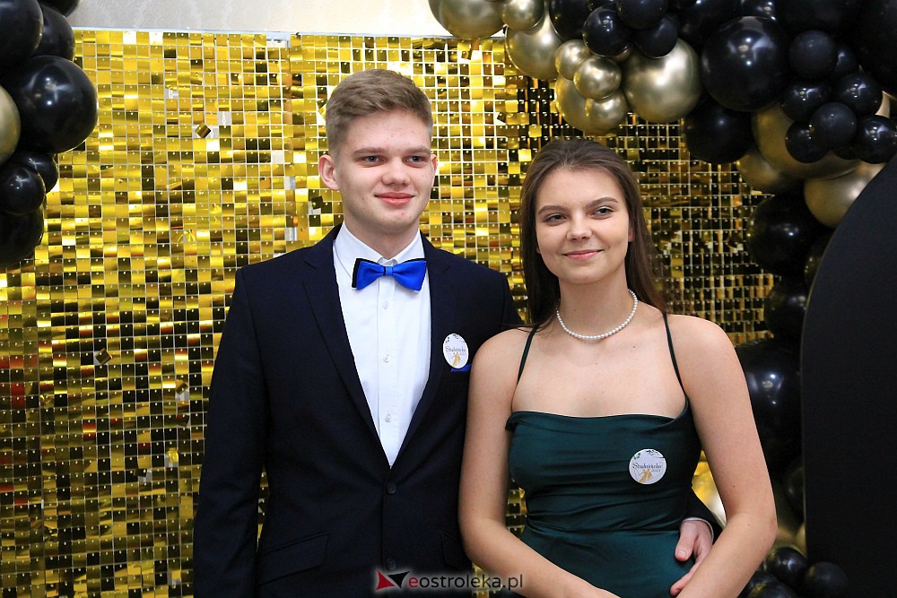 Studniówka w ZSZ Nr 3 [14.01.2023 - zdjęcie #61 - eOstroleka.pl