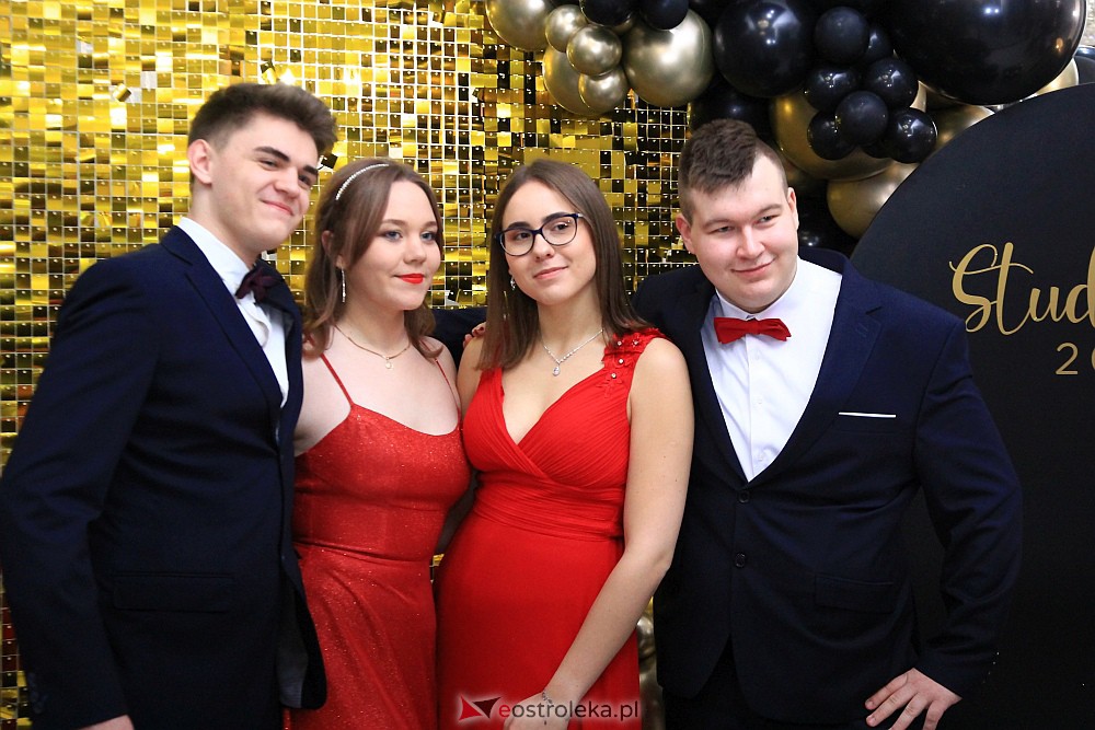 Studniówka w ZSZ Nr 3 [14.01.2023 - zdjęcie #57 - eOstroleka.pl