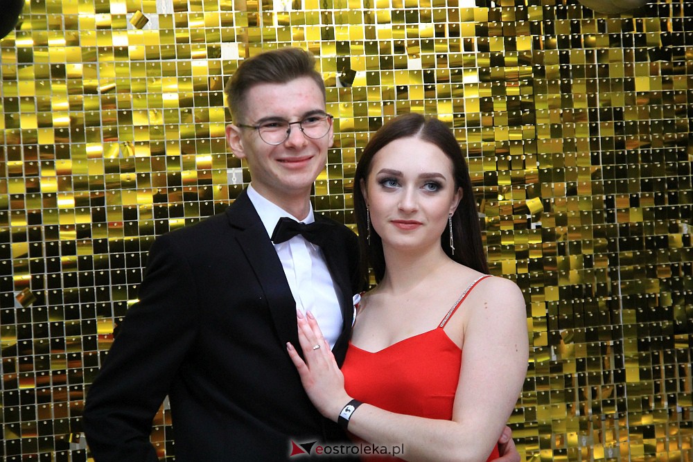 Studniówka w ZSZ Nr 3 [14.01.2023 - zdjęcie #52 - eOstroleka.pl