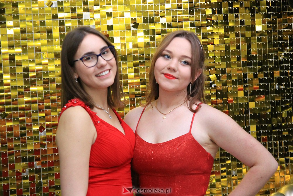 Studniówka w ZSZ Nr 3 [14.01.2023 - zdjęcie #51 - eOstroleka.pl