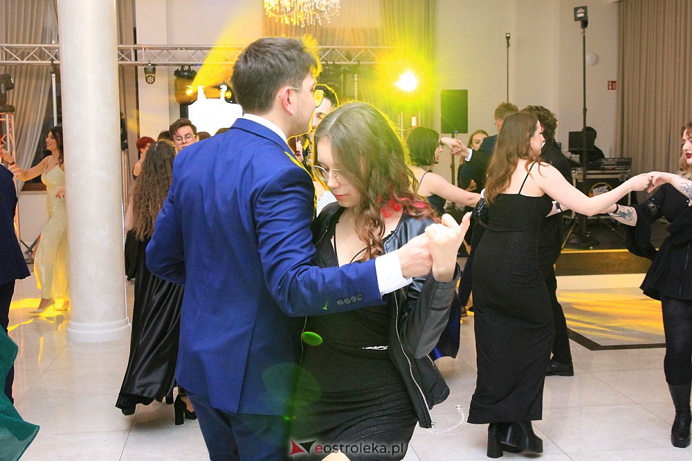 Studniówka w ZSZ Nr 3 [14.01.2023 - zdjęcie #36 - eOstroleka.pl