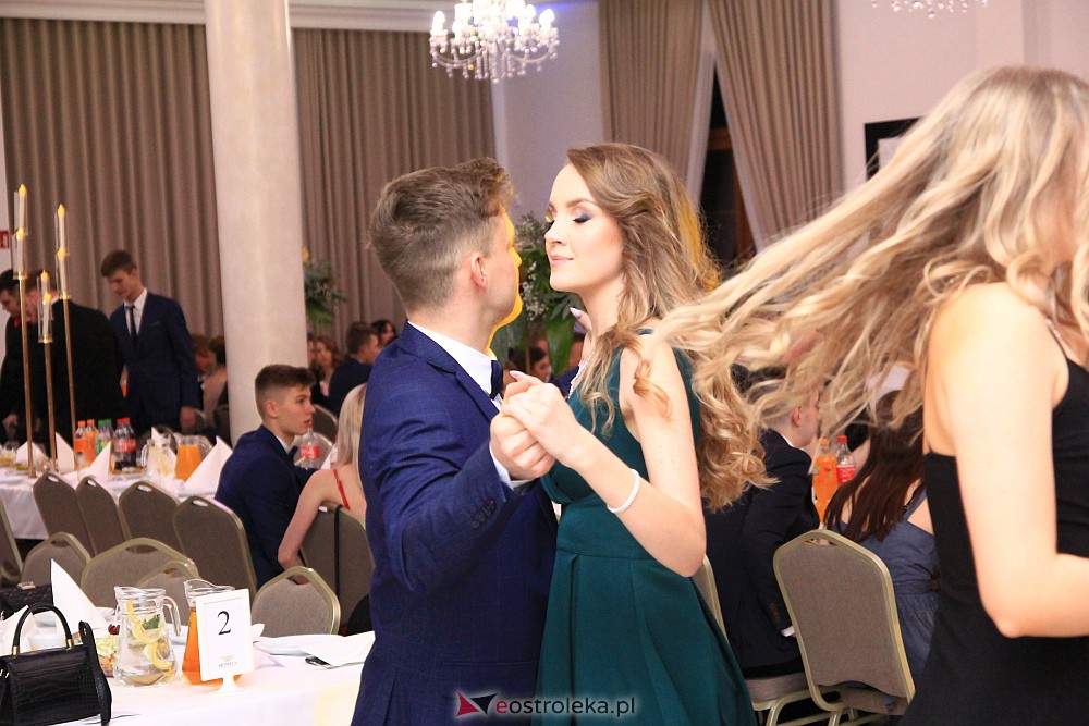 Studniówka w ZSZ Nr 3 [14.01.2023 - zdjęcie #33 - eOstroleka.pl