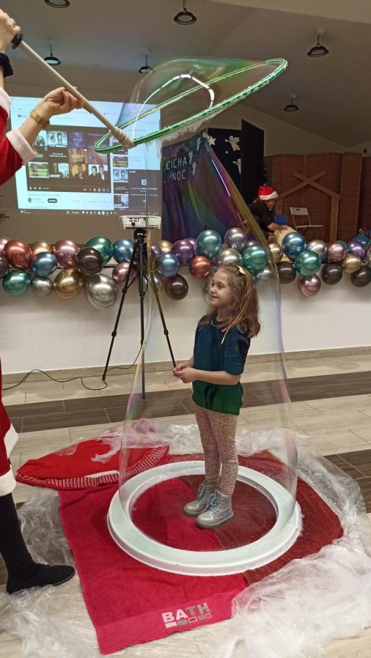 Choinka Noworoczna dla dzieci i młodzieży z niepełnosprawnością w Łysych - zdjęcie #18 - eOstroleka.pl