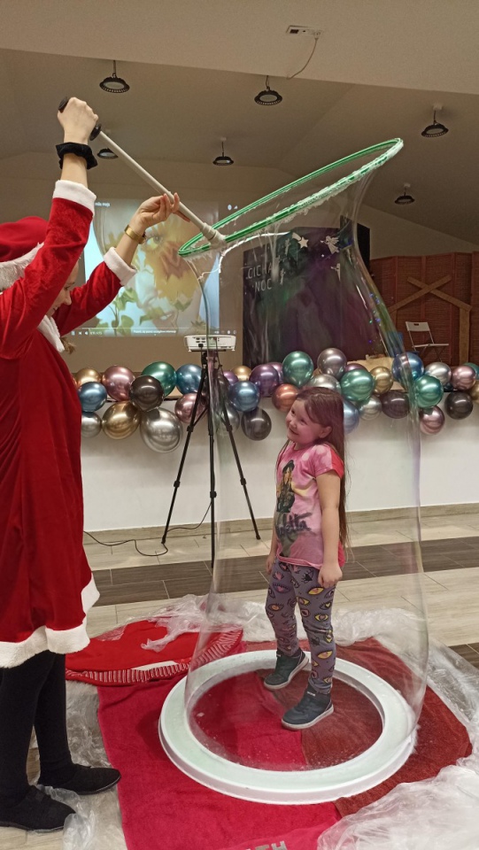 Choinka Noworoczna dla dzieci i młodzieży z niepełnosprawnością w Łysych - zdjęcie #17 - eOstroleka.pl