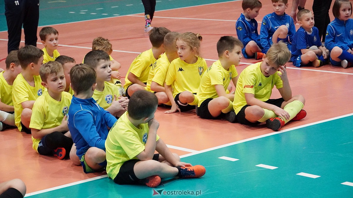 Noworoczny turniej AMP CUP - rocznik 2015 [21.01.2022] - zdjęcie #25 - eOstroleka.pl