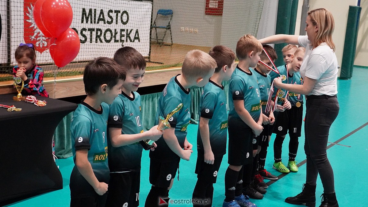 Noworoczny turniej AMP CUP - rocznik 2015 [21.01.2022] - zdjęcie #16 - eOstroleka.pl