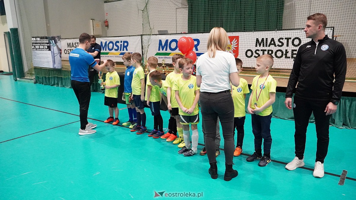 Noworoczny turniej AMP CUP - rocznik 2015 [21.01.2022] - zdjęcie #13 - eOstroleka.pl