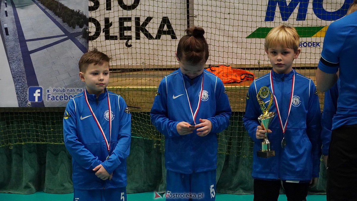Noworoczny turniej AMP CUP - rocznik 2015 [21.01.2022] - zdjęcie #5 - eOstroleka.pl