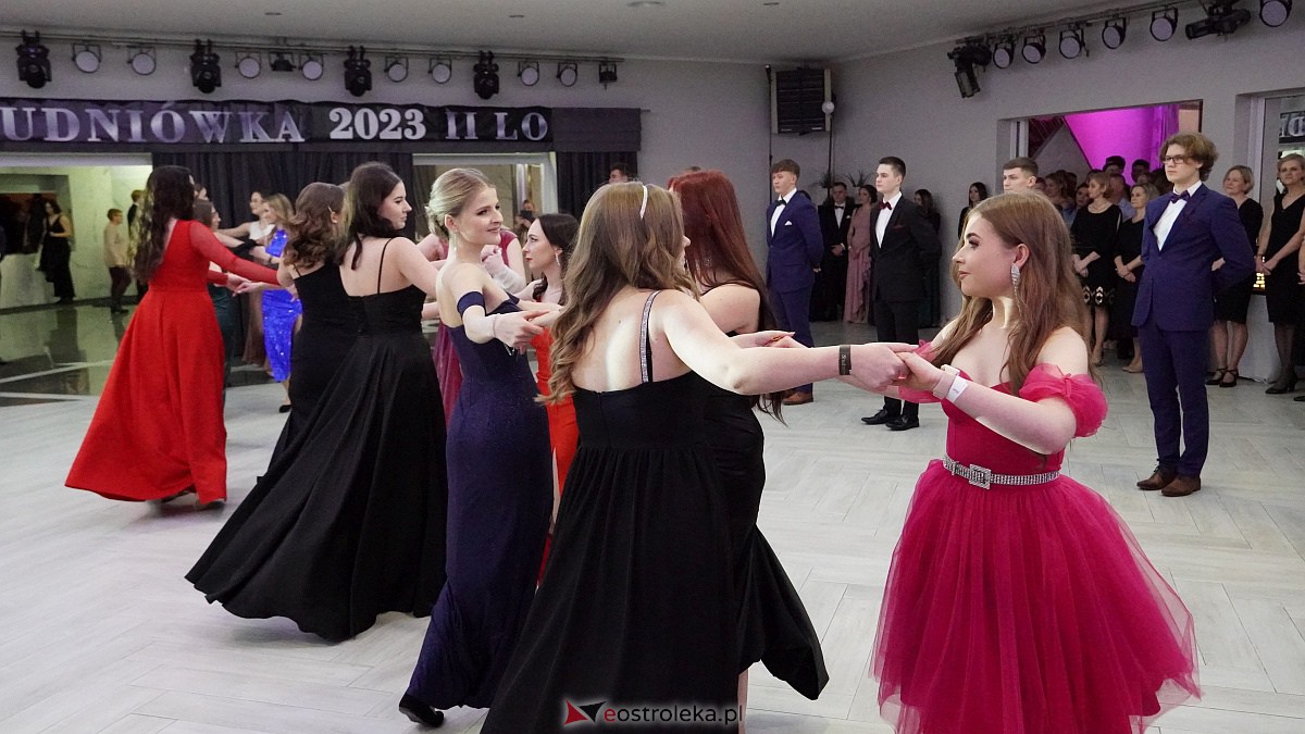 Studniówka 2023. II LO w Ostrołęce [21.01.2023] - zdjęcie #255 - eOstroleka.pl