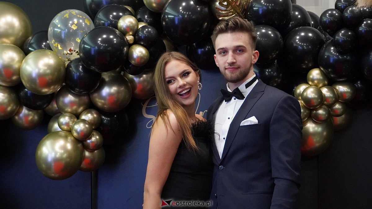 Studniówka 2023. II LO w Ostrołęce [21.01.2023] - zdjęcie #233 - eOstroleka.pl