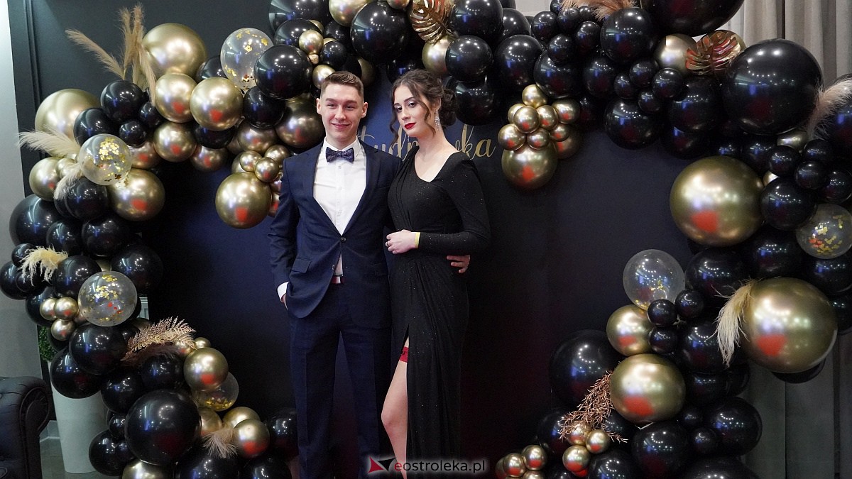 Studniówka 2023. II LO w Ostrołęce [21.01.2023] - zdjęcie #226 - eOstroleka.pl