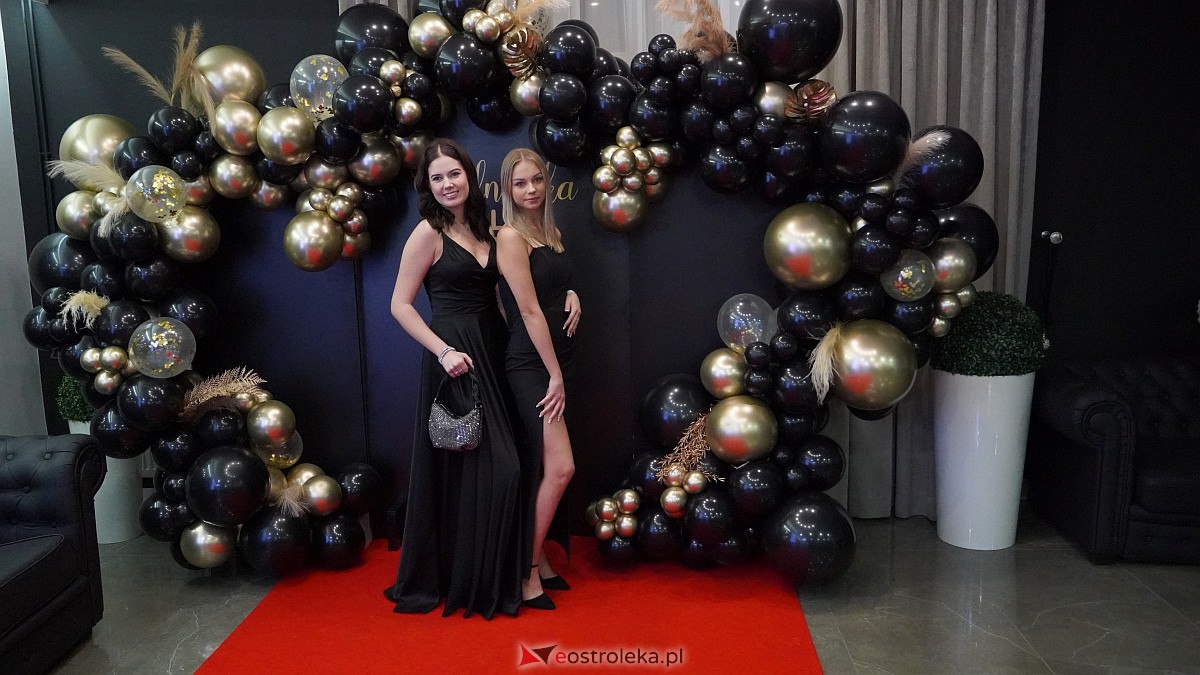 Studniówka 2023. II LO w Ostrołęce [21.01.2023] - zdjęcie #212 - eOstroleka.pl