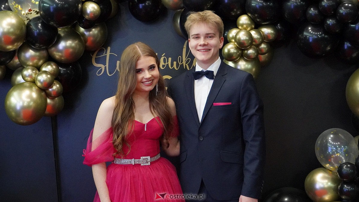 Studniówka 2023. II LO w Ostrołęce [21.01.2023] - zdjęcie #199 - eOstroleka.pl