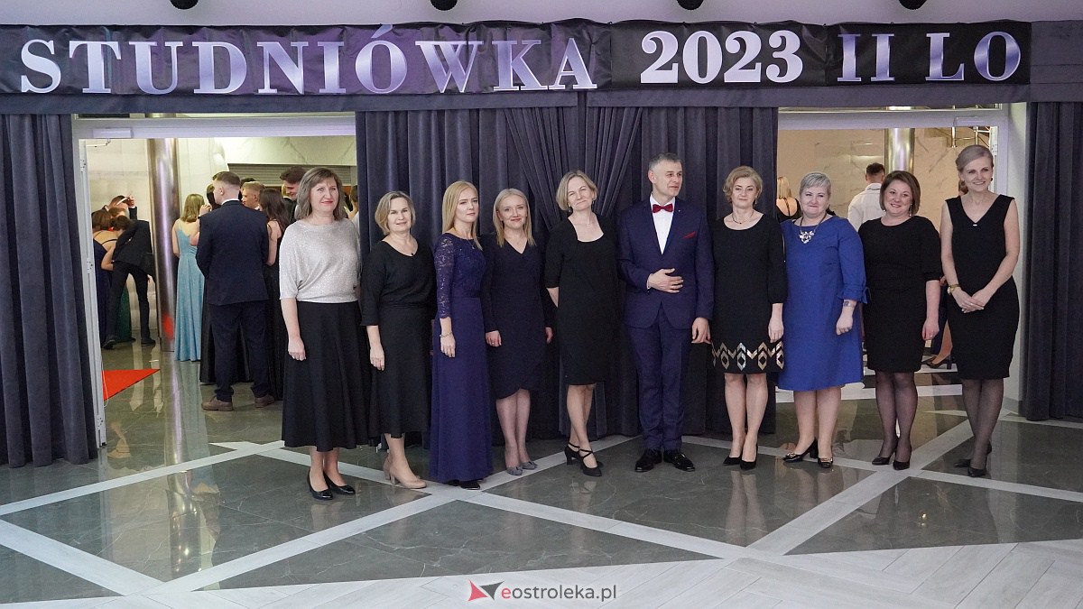 Studniówka 2023. II LO w Ostrołęce [21.01.2023] - zdjęcie #370 - eOstroleka.pl