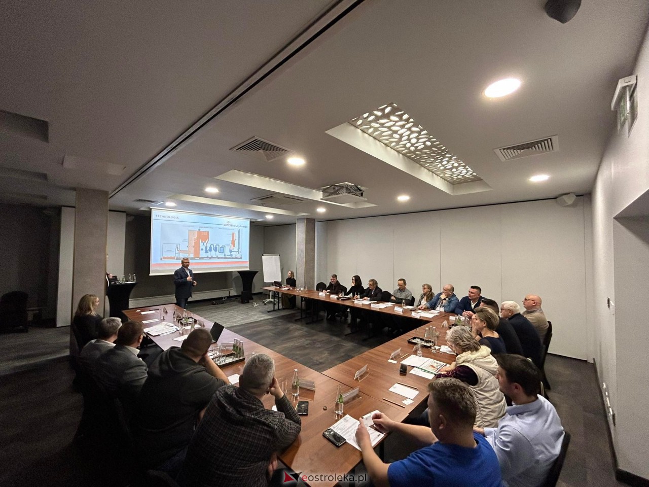 Spotkanie w sprawie realizacji projektu budowy instalacji utylizacji doadów niebezpiecznych w Ostrołęce [23.01.2023] - zdjęcie #3 - eOstroleka.pl