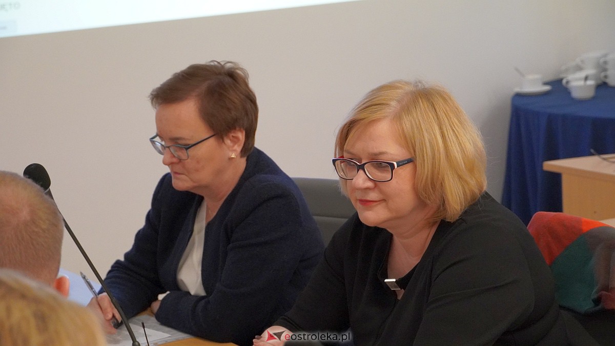 LVII sesji Rady Powiatu w Ostrołęce [26.01.2023] - zdjęcie #12 - eOstroleka.pl