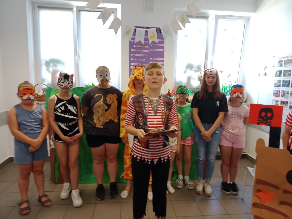 Warsztaty teatralne i balonowe kreacje w placówkach Towarzystwa Przyjaciół Dzieci - zdjęcie #26 - eOstroleka.pl