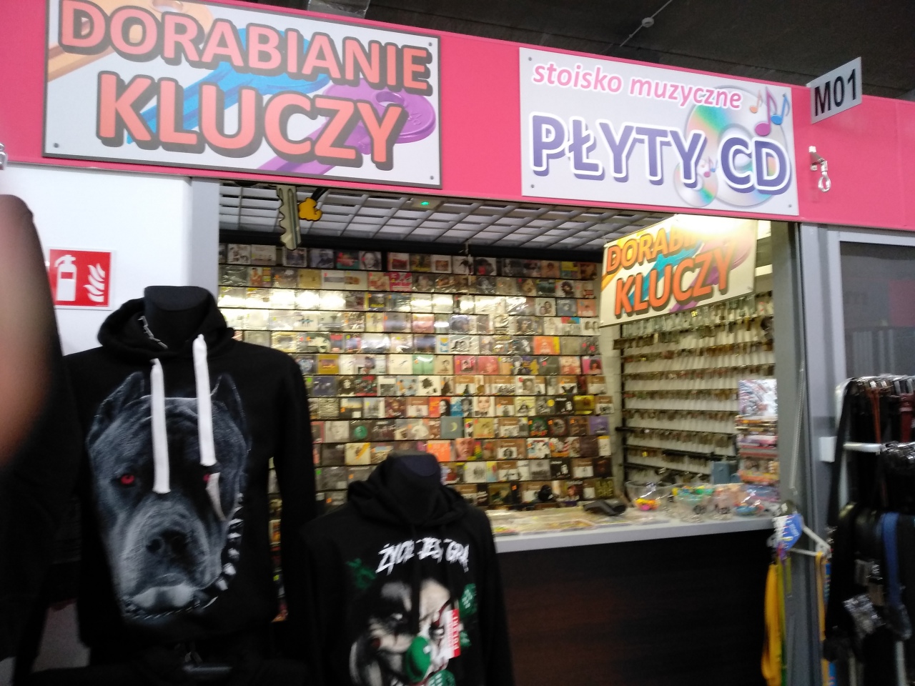 Zakupy w hali targowej Feniks  - zdjęcie #32 - eOstroleka.pl