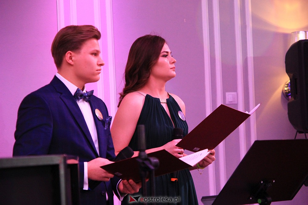 Studniówka 2023 w ZSZ nr 4 [28.01.2023] - zdjęcie #260 - eOstroleka.pl