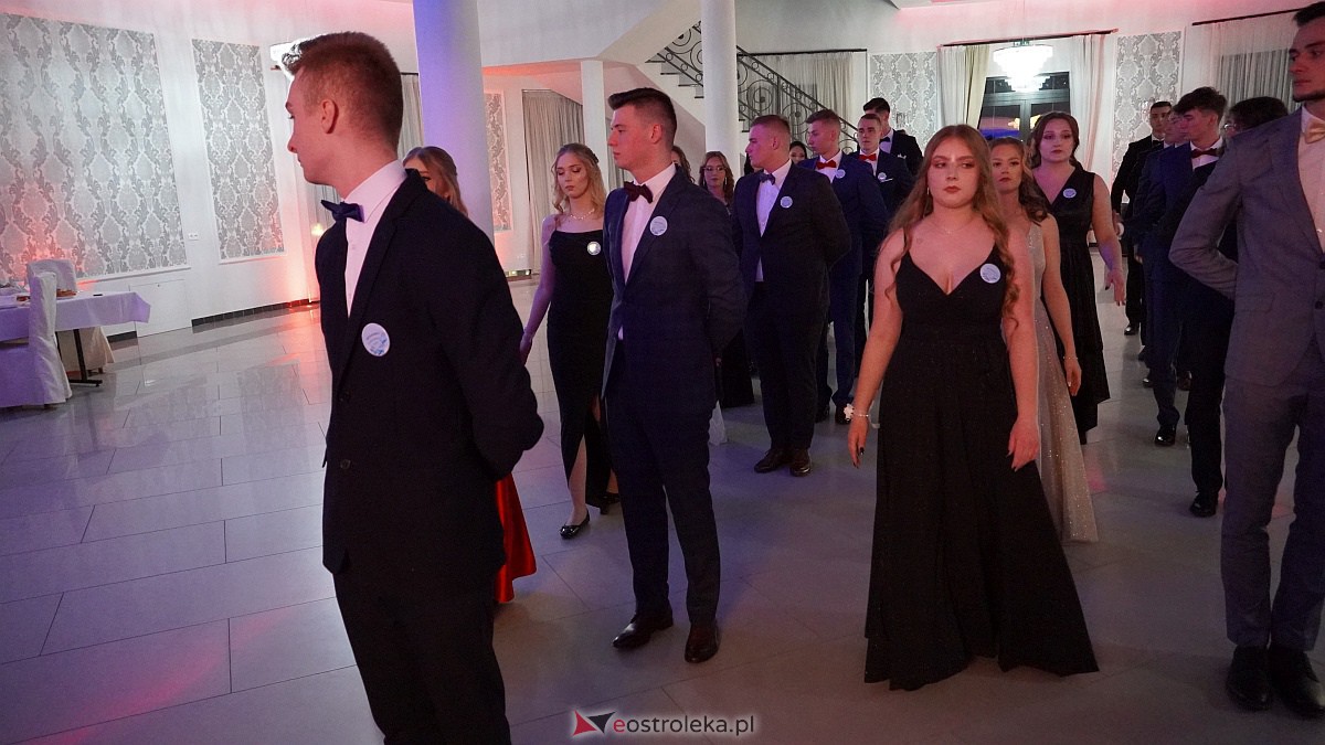 Studniówka w ZSP w Kadzidle [28.01.2023] - zdjęcie #143 - eOstroleka.pl