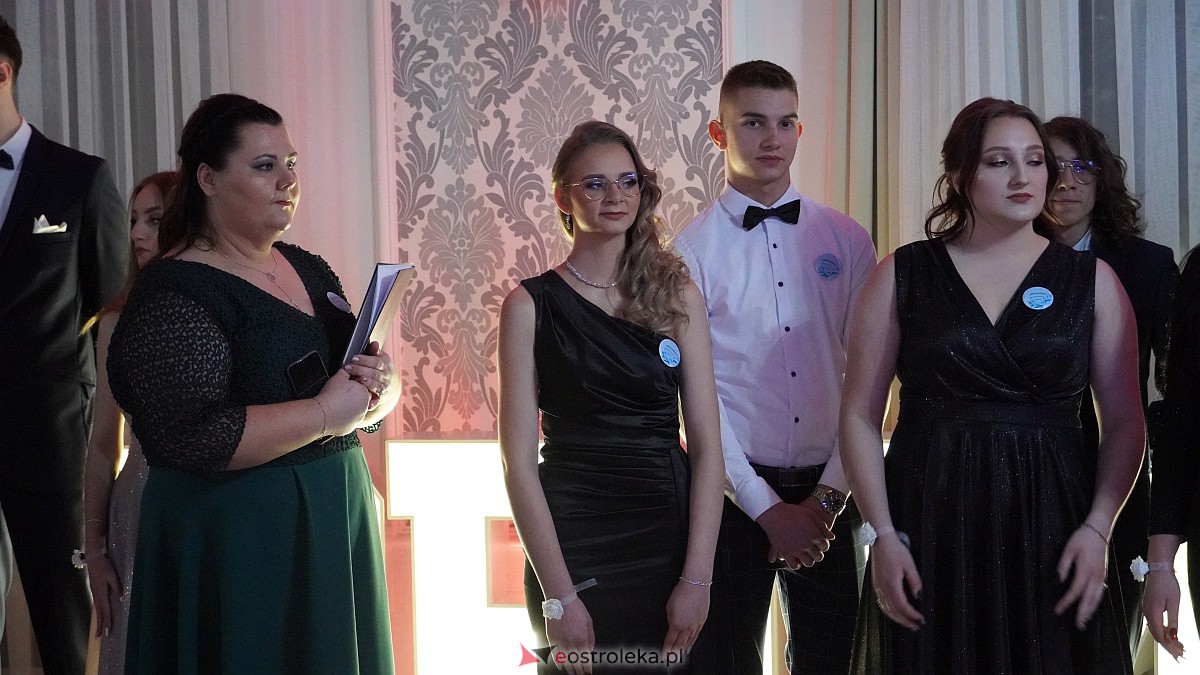 Studniówka w ZSP w Kadzidle [28.01.2023] - zdjęcie #122 - eOstroleka.pl