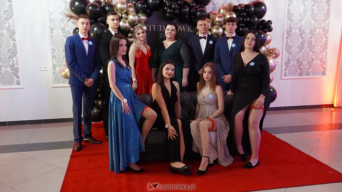 Studniówka w ZSP w Kadzidle [28.01.2023] - zdjęcie #81 - eOstroleka.pl