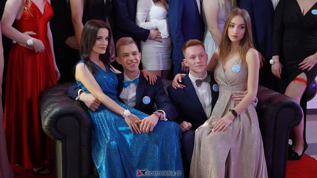 Studniówka w ZSP w Kadzidle [28.01.2023] - zdjęcie #79 - eOstroleka.pl