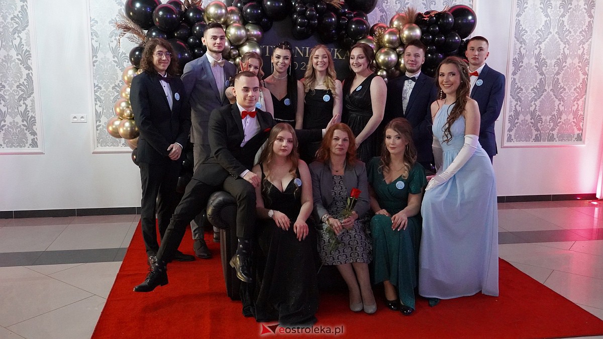 Studniówka w ZSP w Kadzidle [28.01.2023] - zdjęcie #70 - eOstroleka.pl