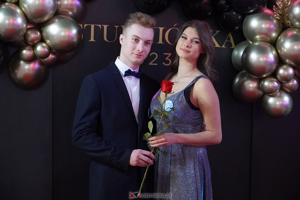 Studniówka w ZSP w Kadzidle [28.01.2023] - zdjęcie #56 - eOstroleka.pl