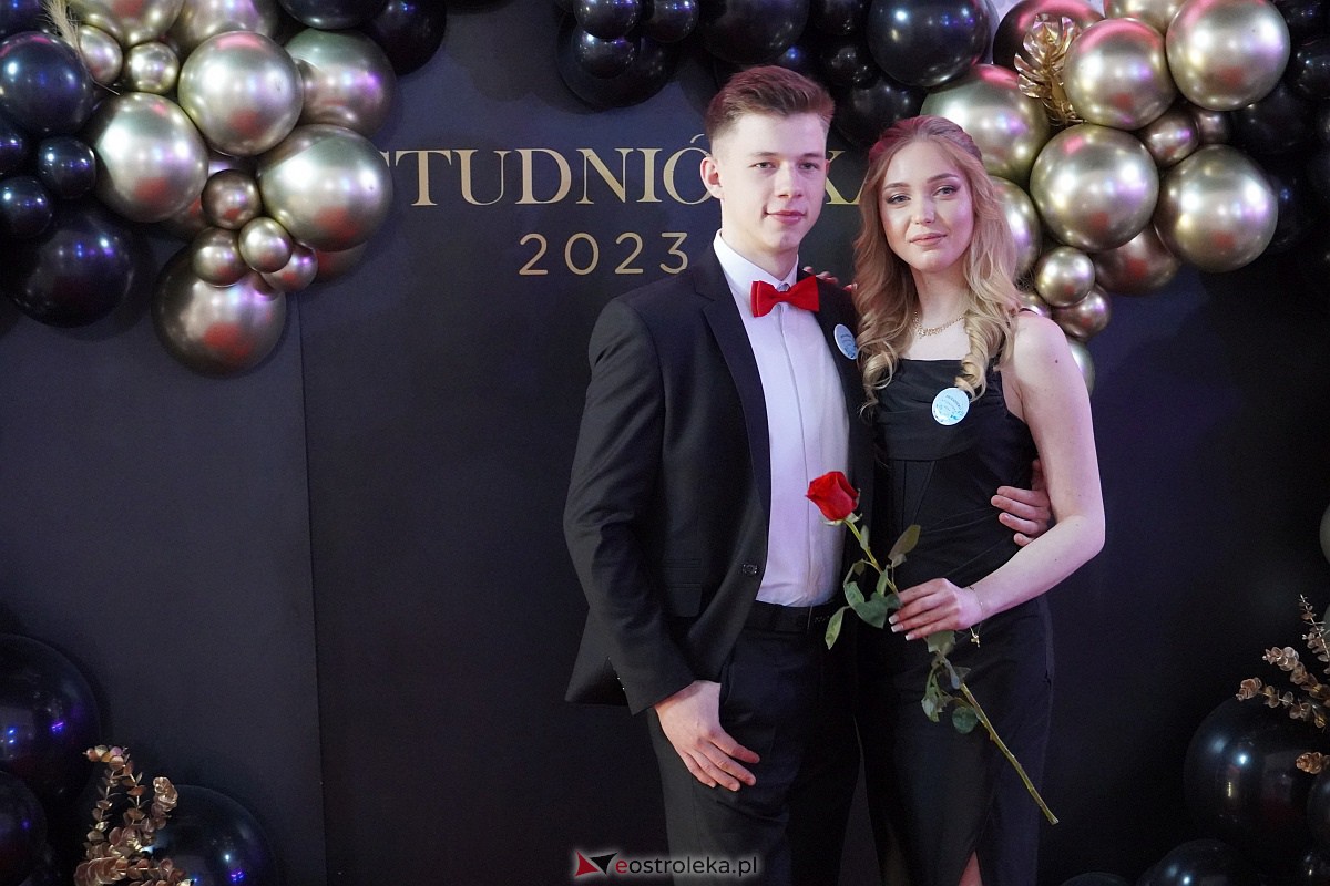 Studniówka w ZSP w Kadzidle [28.01.2023] - zdjęcie #43 - eOstroleka.pl