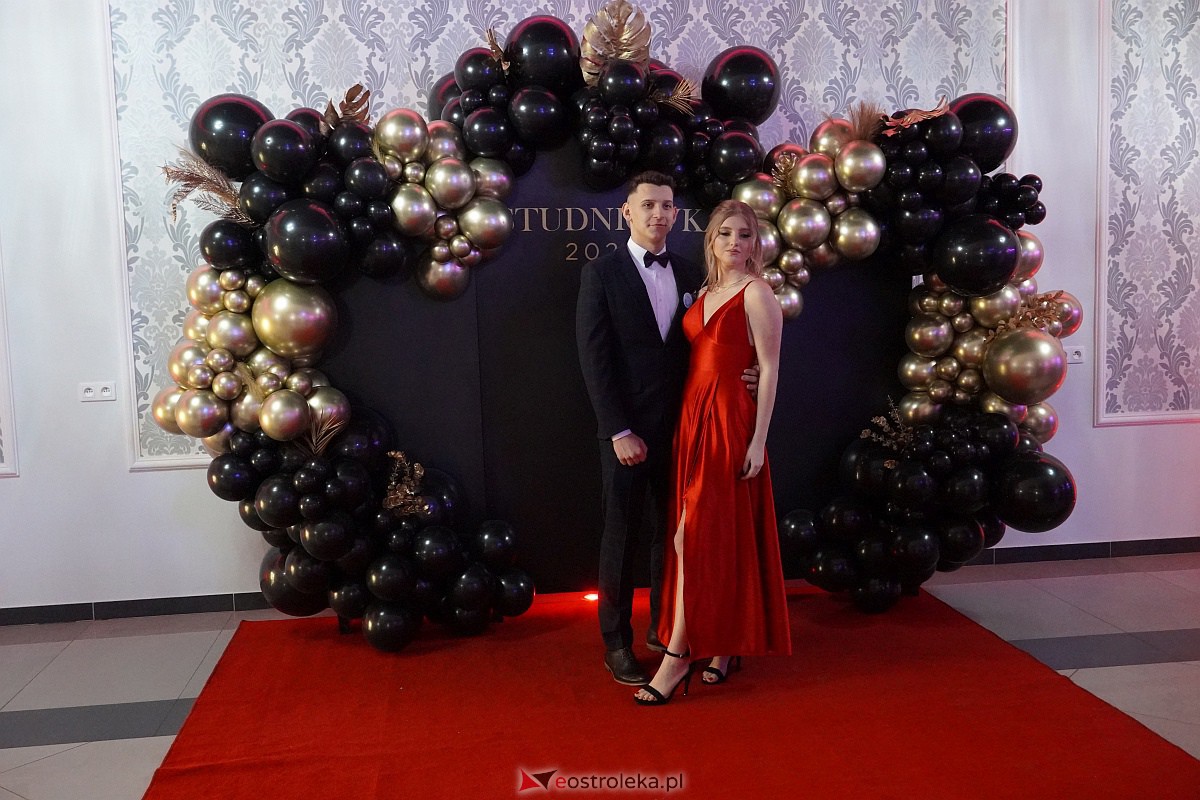 Studniówka w ZSP w Kadzidle [28.01.2023] - zdjęcie #40 - eOstroleka.pl