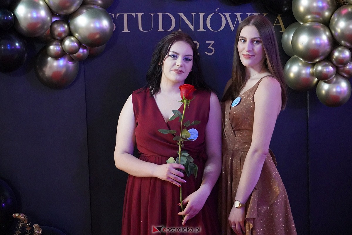 Studniówka w ZSP w Kadzidle [28.01.2023] - zdjęcie #17 - eOstroleka.pl