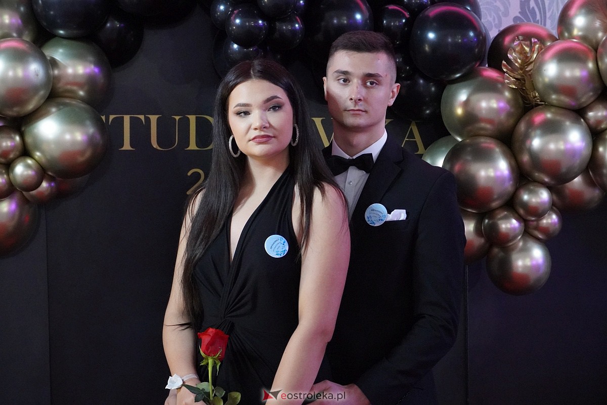 Studniówka w ZSP w Kadzidle [28.01.2023] - zdjęcie #11 - eOstroleka.pl