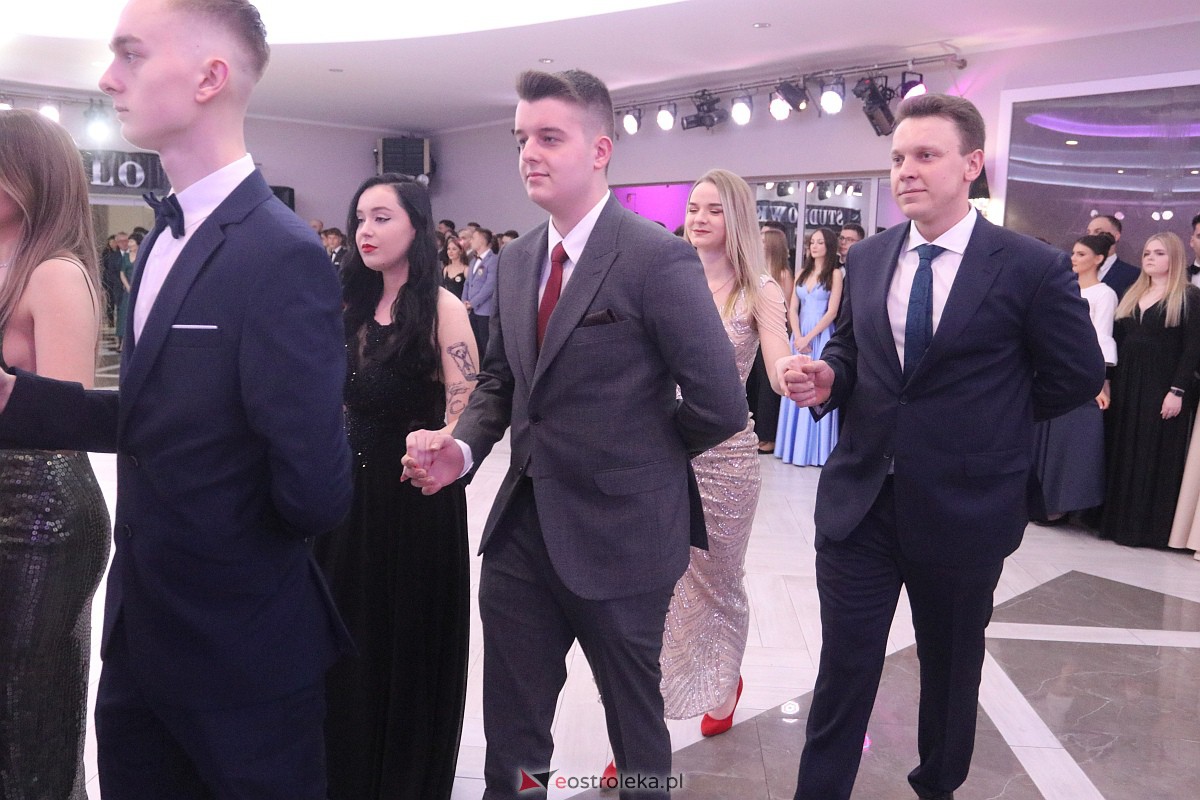 Studniówka 2023 - I LO w Ostrołęce [28.01.2023] - zdjęcie #140 - eOstroleka.pl