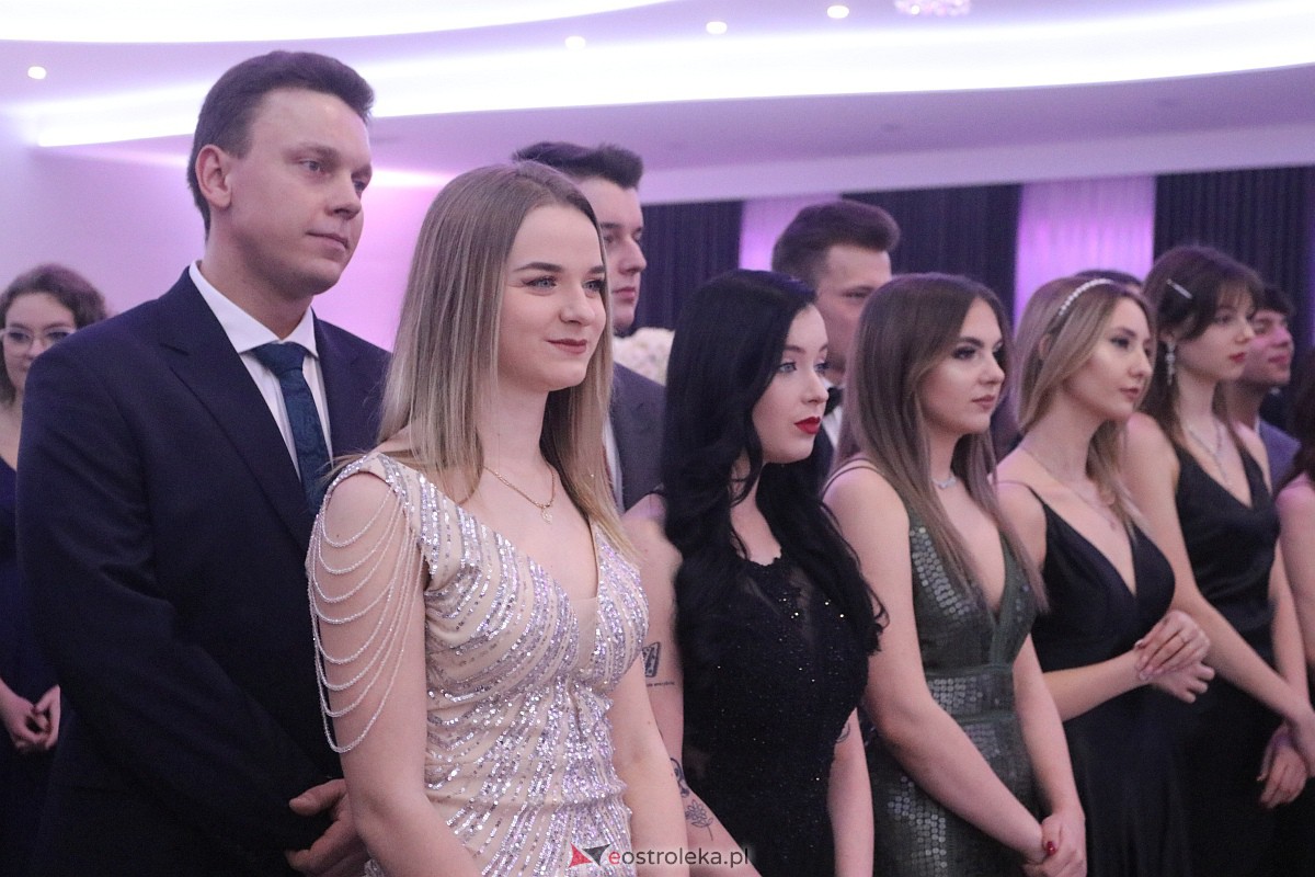 Studniówka 2023 - I LO w Ostrołęce [28.01.2023] - zdjęcie #110 - eOstroleka.pl