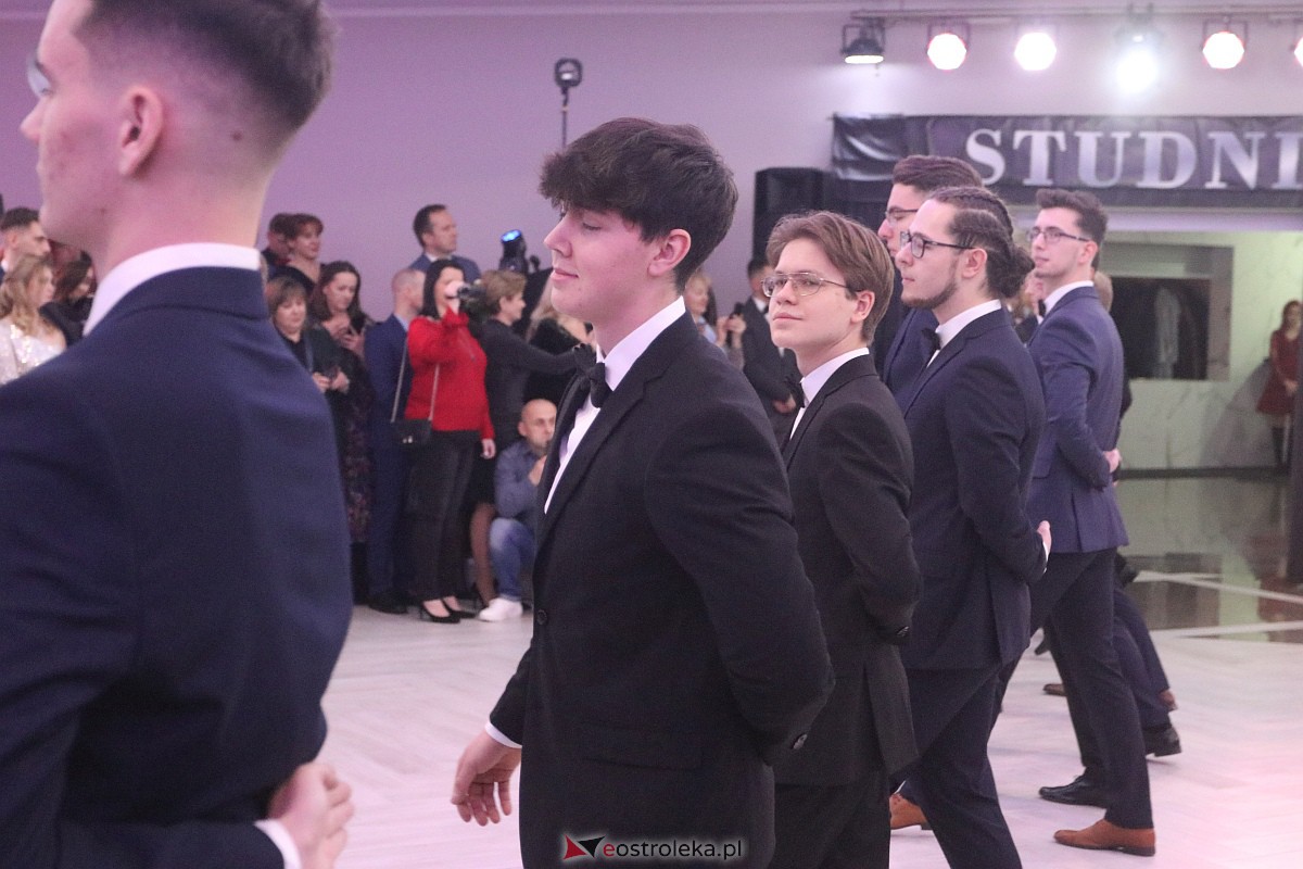 Studniówka 2023 - I LO w Ostrołęce [28.01.2023] - zdjęcie #66 - eOstroleka.pl