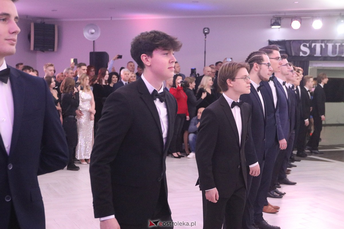 Studniówka 2023 - I LO w Ostrołęce [28.01.2023] - zdjęcie #64 - eOstroleka.pl