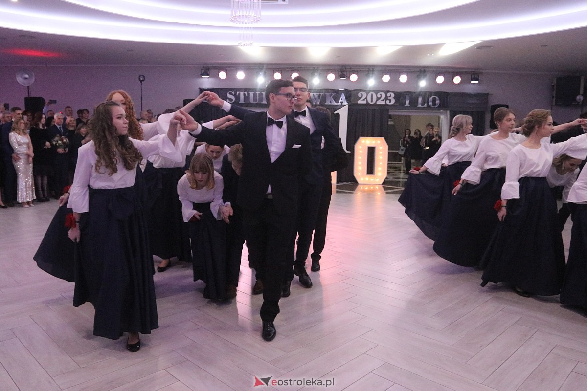 Studniówka 2023 - I LO w Ostrołęce [28.01.2023] - zdjęcie #52 - eOstroleka.pl
