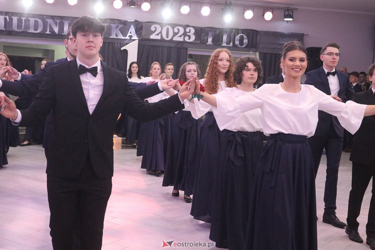 Studniówka 2023 - I LO w Ostrołęce [28.01.2023] - zdjęcie #40 - eOstroleka.pl