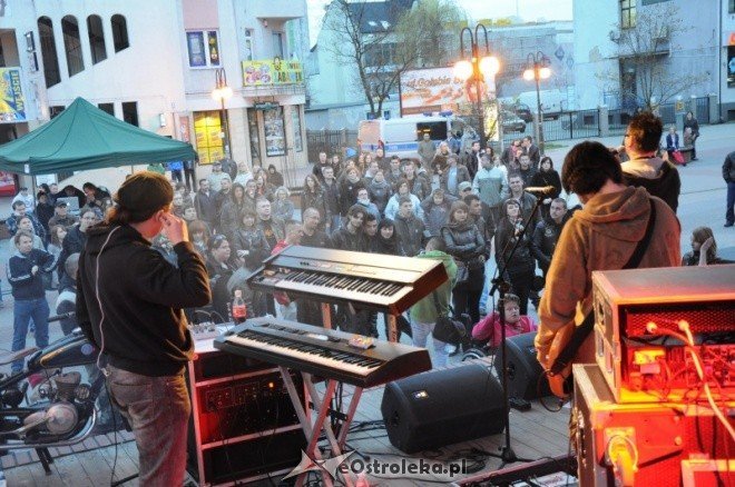 Motoserce 2011: Koncert zespołu Harlem (16.04.2011) - zdjęcie #20 - eOstroleka.pl
