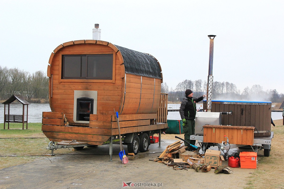 31. finał WOŚP w Ostrołęce. Morsowanie na plaży miejskiej [29.01.2023] - zdjęcie #67 - eOstroleka.pl