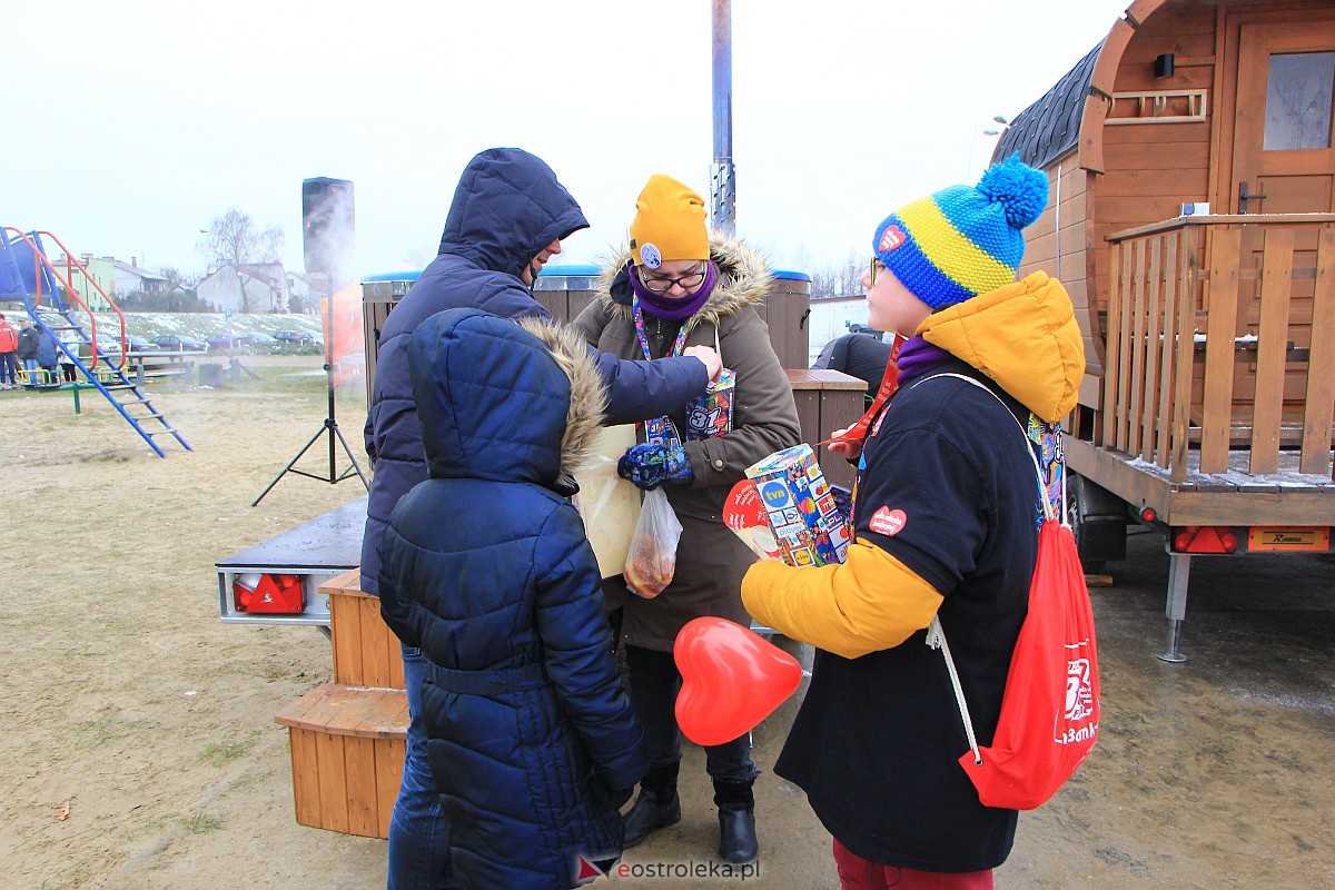 31. finał WOŚP w Ostrołęce. Morsowanie na plaży miejskiej [29.01.2023] - zdjęcie #61 - eOstroleka.pl