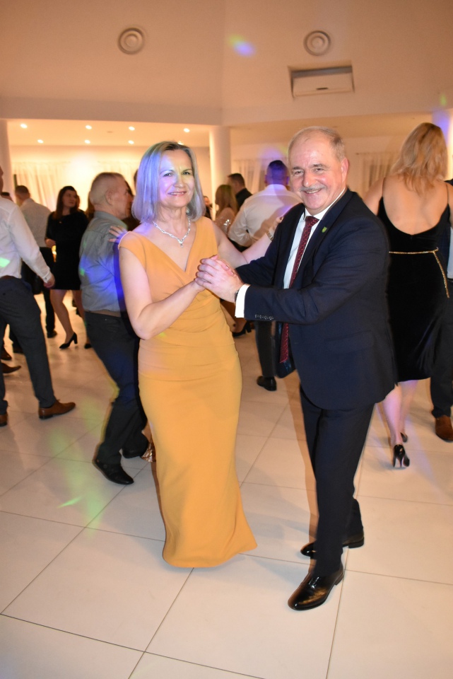 Bal charytatywny w Baranowie [29.01.2023] - zdjęcie #13 - eOstroleka.pl