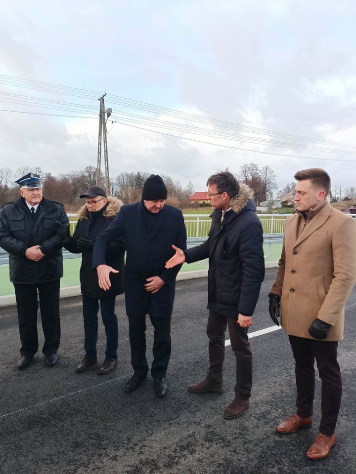 Oficjalne oddanie do użytku mostu w Grodzisku, gmina Czerwin - zdjęcie #5 - eOstroleka.pl