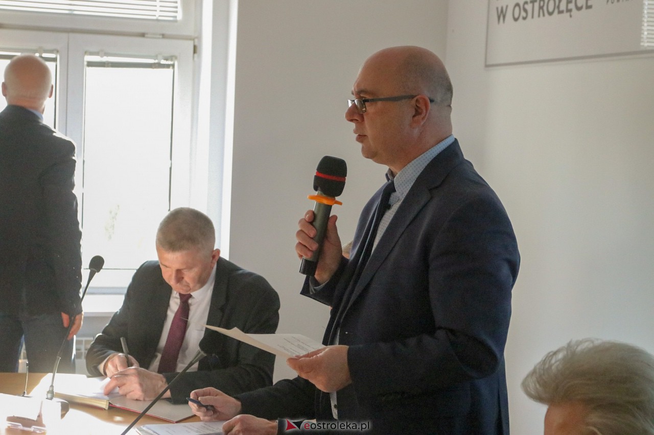 Sesja rady powiatu ostrołęckiego [3.2.2023] - zdjęcie #15 - eOstroleka.pl
