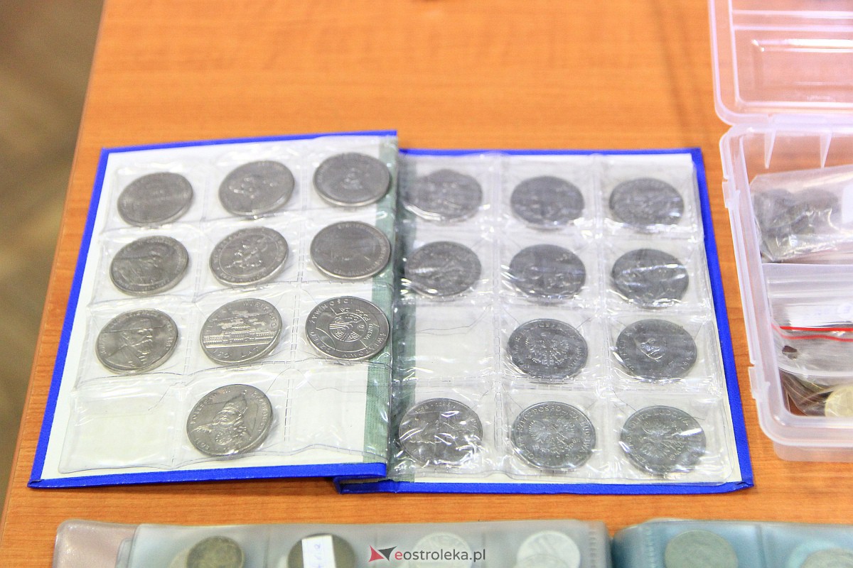 Tłoczno na giełdzie kolekcjonerskiej [05.02.2023] - zdjęcie #20 - eOstroleka.pl