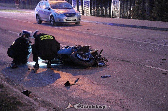 Wypadek w Rzekuniu (17.04.2011) - zdjęcie #13 - eOstroleka.pl