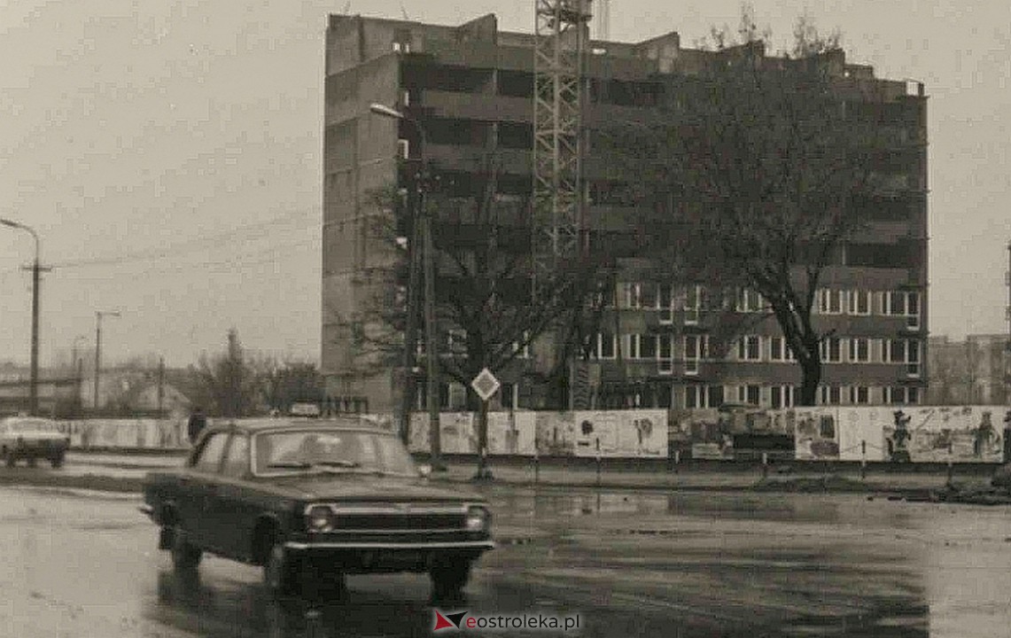 Ostrołęka w budowie. Śródmieście, lata 70-te XX wieku - zdjęcie #1 - eOstroleka.pl